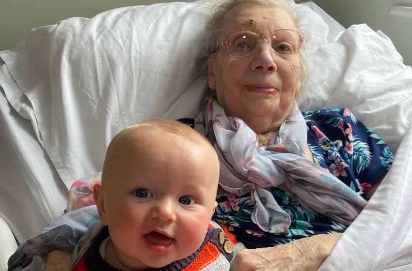 redwalls nursing home family visit 17 04 21 2