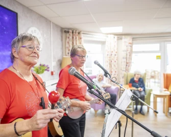Music, Dance & Laugh - Highcliffe nursing home residents engaging with home team