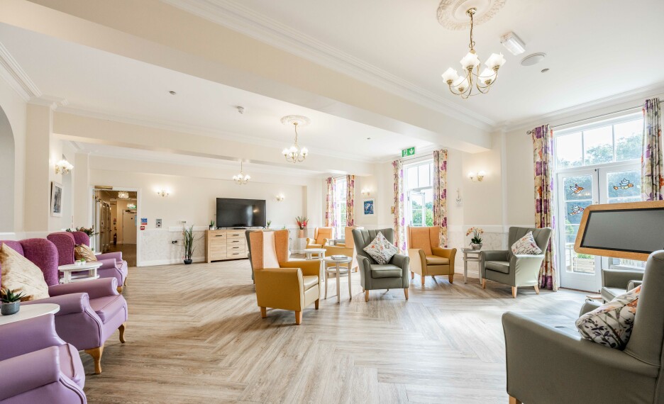 QueenCharlotte luxury care home living area