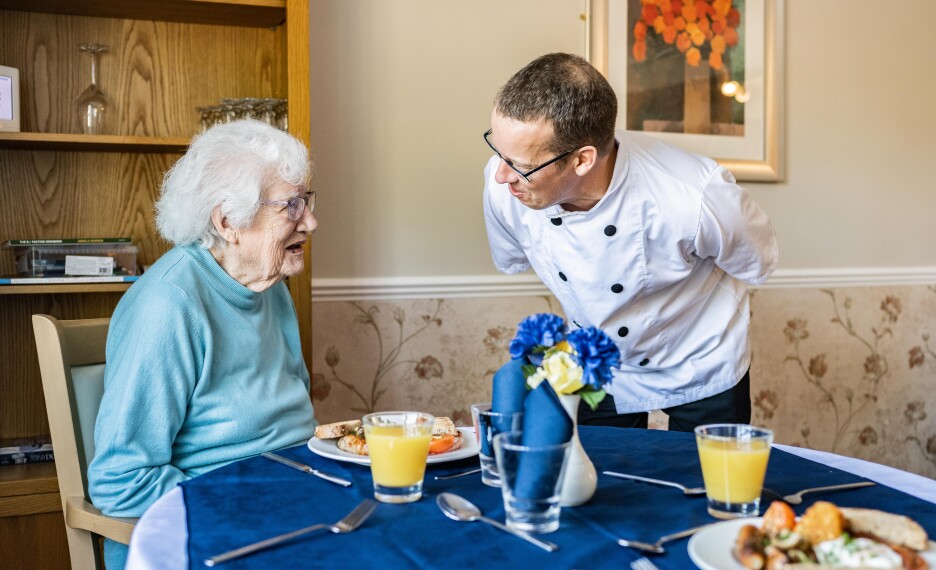 Woodbridge Lodge chef and home resident talking